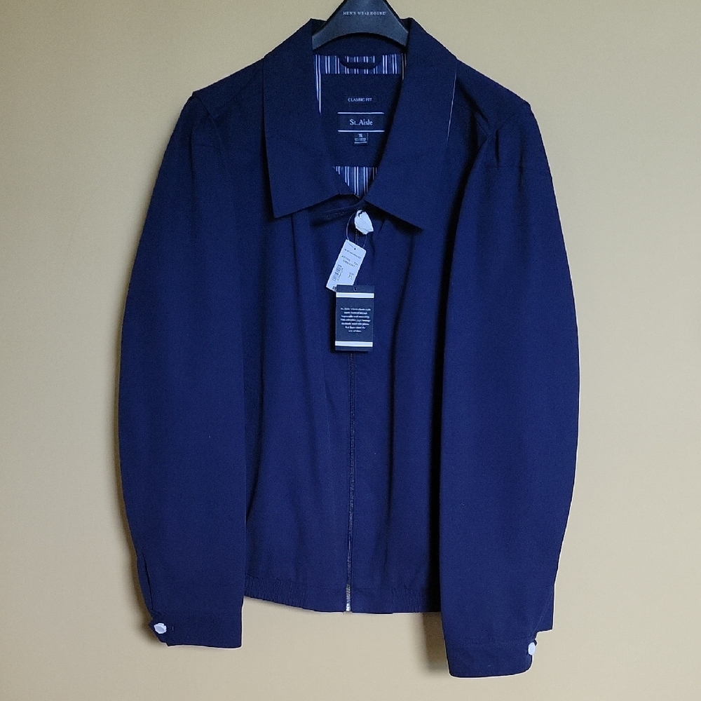 NWT St. Aisle Classic Navy Bomber Jacket